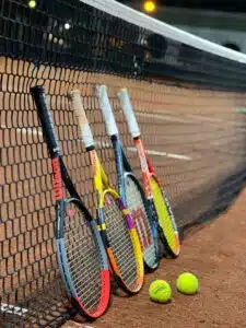 Do Tennis Rackets Come in Different Sizes