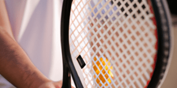 How to Hold a Tennis Racket