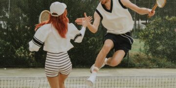 how to play tennis with 3 players