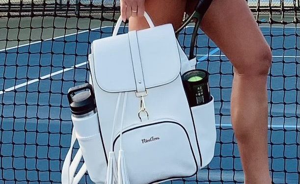 What Do Tennis Players Carry in Their Bags,from pinterest