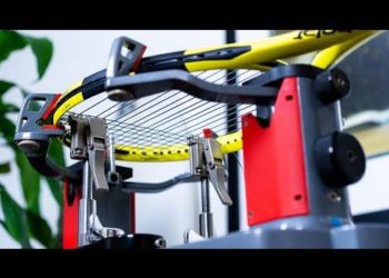 How Long to String a Tennis Racket