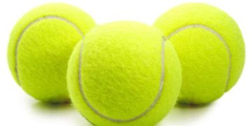 How to Choose Tennis Balls