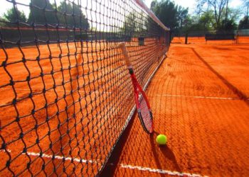 How Many Holes in a Tennis Net